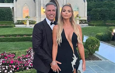 Rhom Star Alexia Nepolas Husband Todd Files For Divorce