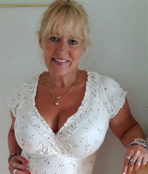 Mature Amateur Clothed Porn Pictures Xxx Photos Sex Images Pictoa