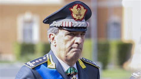 Andrea De Gennaro è il nuovo Comandante della Guardia di Finanza ok