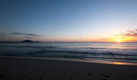 Sunrise Over Pacific Ocean Beach, Hawaii, USA Stock Photo - Image of summer, morning: 144712786