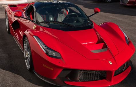 Обои Red Supercar Передок LaFerrari 2015 на телефон и рабочий стол