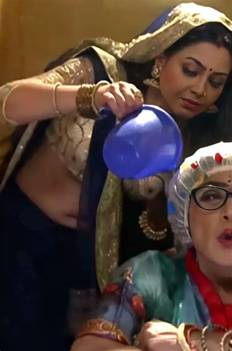 Shubhangi Atre A Bhabi Ji Hot Saree Navel Hd Photo Indiancelebblog