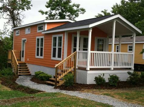 Small Mobile Homes: Costs, Floor Plans & Design Ideas