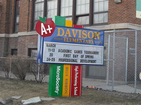 Davison Elementary School - Top Michigan Sign Company | Signarama Troy