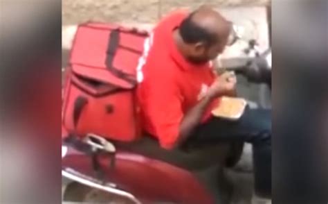 YouTube Viral captan a repartidor comiéndose la comida que debía