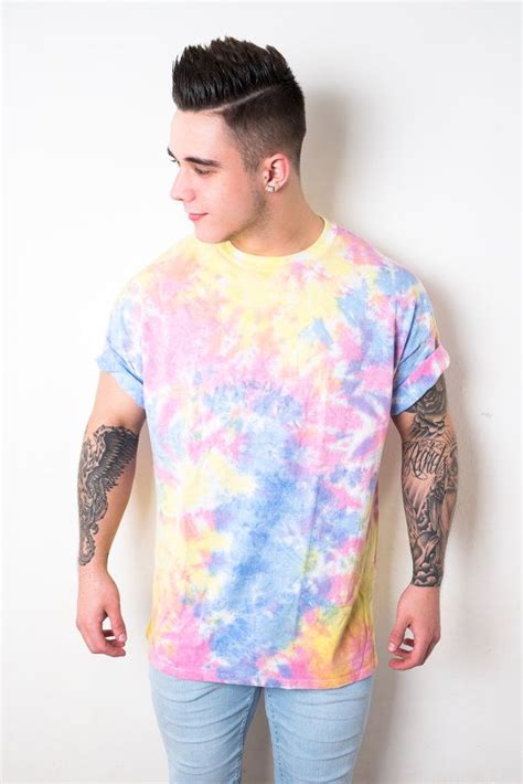 Tie Dye T-Shirt - Multi Coloured Mottle Unisex (Men & Women) in 2023 | Tie dye t shirts, Tie dye ...