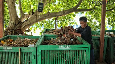 Menyulap Sampah Jadi Bahan Bakar Nabati Poskota Co Id