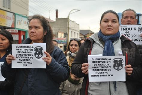 Padres Autoconvocados Del Industrial N°6 Frente Al Cpe