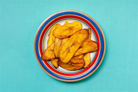 What Are Plantains, and How Do You Eat Them? Here's What to Know ...