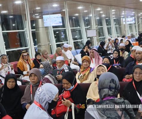 Kumpulan Pertama Jemaah Haji Sarawak Selamat Kembali Ke Kuching Suara