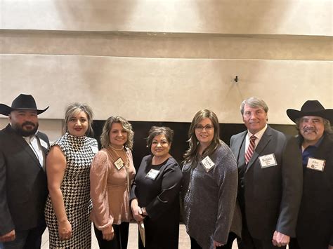 Bee & The Breakfast Club Wednesday May 7, 2025 | Bee & The Breakfast