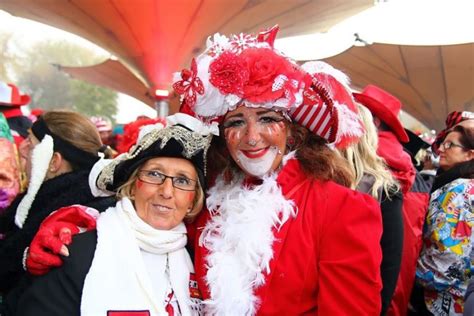 Foto Galerie Zur Sessionser Ffnung Des Karneval In K Ln Am