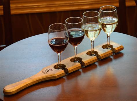 Wine Flight Paddle Personalized Flight With Four 16oz Wine Glasses