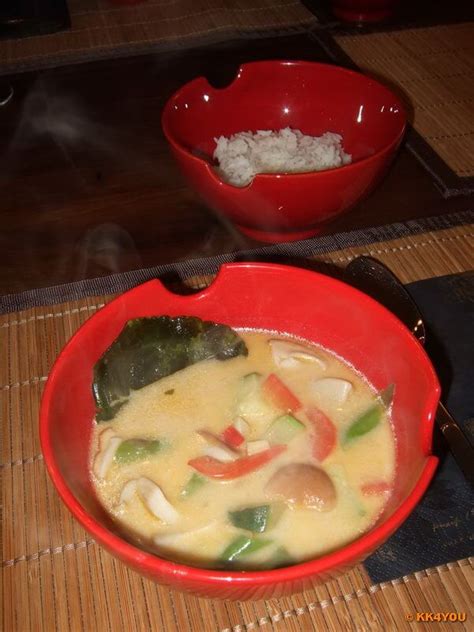 Tom Kha Gai Thail Ndische Scharfe Kokos Huhn Suppe