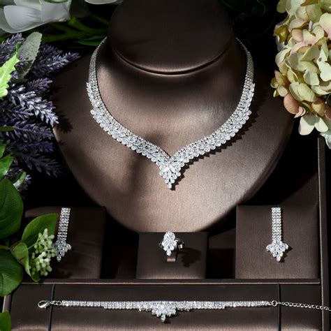 Fashion Luxury Wedding Jewelry Set Pave Cubic Zirconia Leaf Design Heavy Dinner Bridal Necklace