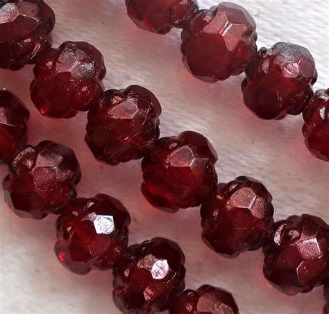 Lot Of 25 Czech Glass Rosebud Beads Siam Ruby Garnet Red Etsy