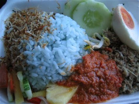 Recipe Nasi Goreng: Nasi Kerabu - Blue Color Rice