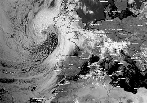 Semana Primaveral Con Precipitaciones Tormentas Nieve Y Descenso