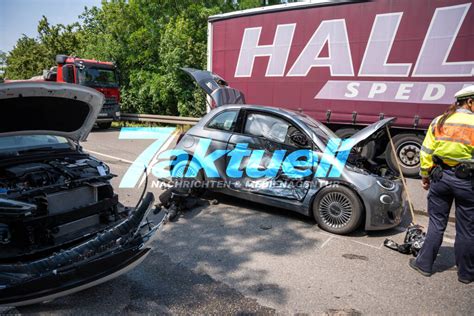 Mehrere Verletzte bei Schwieberdingen Verkehrsunfall auf das B10 Höhe