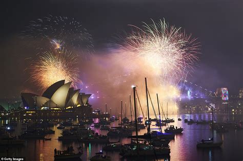 Sydney Kicks Off New Years Eve Celebrations With Firework Show Daily