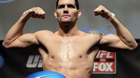 Ufc On Fox Results Chris Weidman Wins A Hard Fought Decision Over