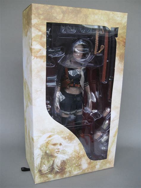 Desmond Collection Hot Toys Babydoll In Sucker Punch