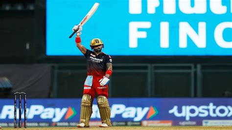 Virat Kohli Becomes First Player To Score 7000 Runs For Rcb Ab De