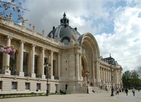 Best 4 Things to See in Petit Palais Museum Paris