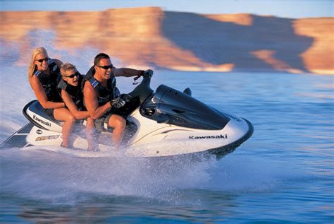 5 Best Personal Watercraft Accessories