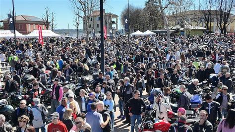 Motoraduno Di Fossano Una Marea Dei Motociclisti Ha Sancito L