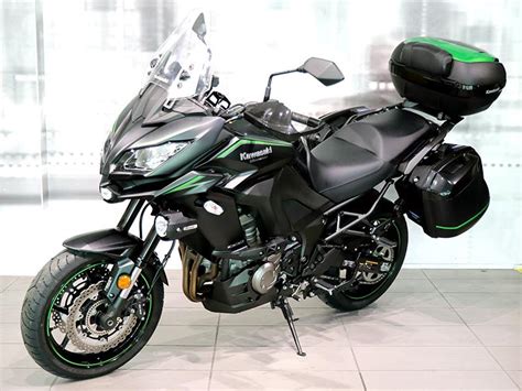 Kawasaki Versys Grand Tourer Colore Metallic Flat Spark Usato In