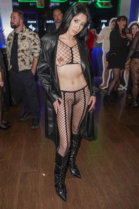 prima bude exkluzivně streamovat česko slovenskou verzi Naked Attraction All 4 fun