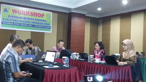 Workshop Kurikulum Berbasis Kerangka Kualifikasi Nasional Indonesia