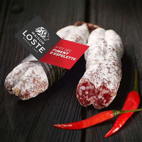 Luftgetrocknete französische Salami mit Piment d Espelette im Stück