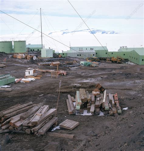 Scott Base, Antarctica - Stock Image - C007/6086 - Science Photo Library