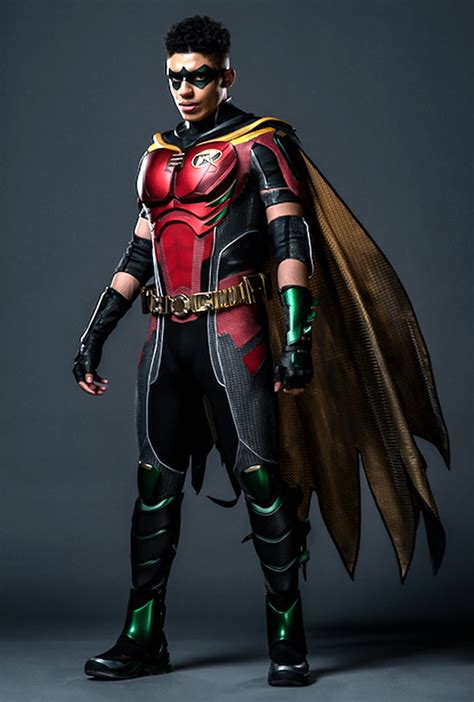 DC FINALLY Reveals Live Action Costume For Robin Hero The Direct