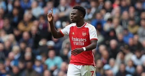 Bukayo Saka Sends Tottenham Warning To Arsenal Team Mates After