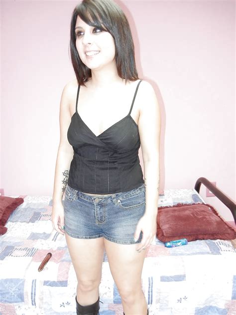 Latina Cristal Is Playing With Her Toy Pics Xhamster