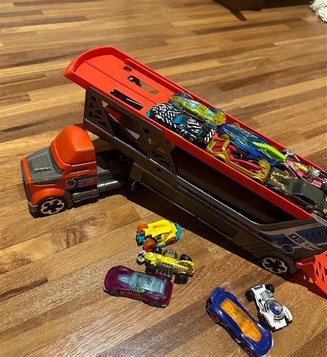 Caminhão Hot Wheels Hauler Brinquedo Hot Wheels Usado 83982177 enjoei