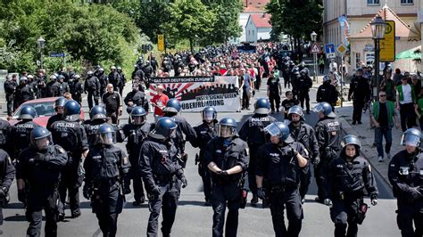 Extremismus Rechte Gewaltbreitschaft Nimmt Zu