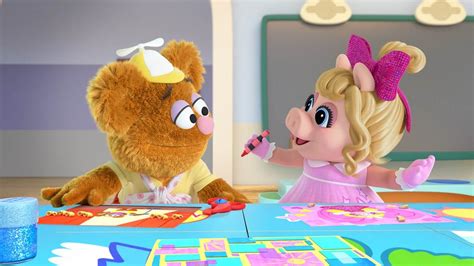 Fozzy Bear Gets a Baby Sister Named Rozzie in Season 3 Premiere of ...