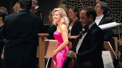 Anne Sophie Mutter liefert in der Elbphilharmonie ganz großes Ohrenkino