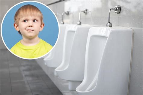 Dad Calls Stranger Weirdo Freak For Using Urinal Next To Son