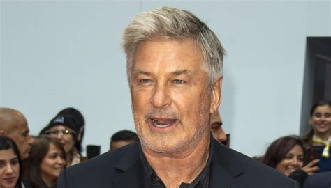 Alec Baldwin Dopo La Morte Di Halyna Hutchins Sul Set Di Rust Non