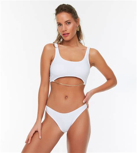 Buy Trendyol Chain Detailed Bikini Set In White 6thStreet Qatar