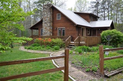 Pet Friendly Cabins North Georgia Fenced Yard - Ellijay River! Tubing ...