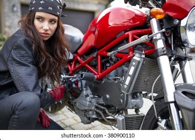 2 Hundred Naked Girl Motorcycle Leather Royalty Free Images Stock Photos Pictures Shutterstock