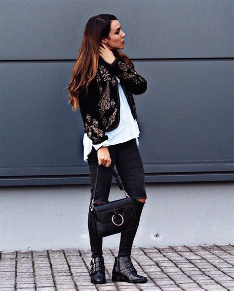 Buenas noches👋🏾 #streetstyle || Bag @jessicabuurman #ootd #ootdmagazine ...