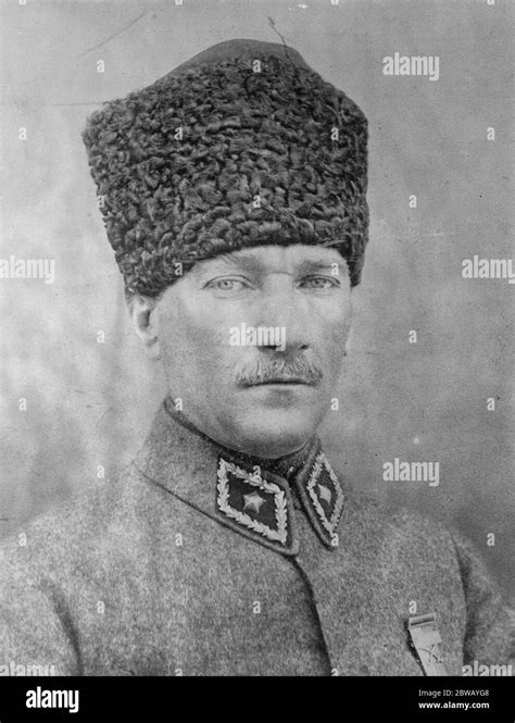 Mustafa kemal atatürk portrait Fotos und Bildmaterial in hoher