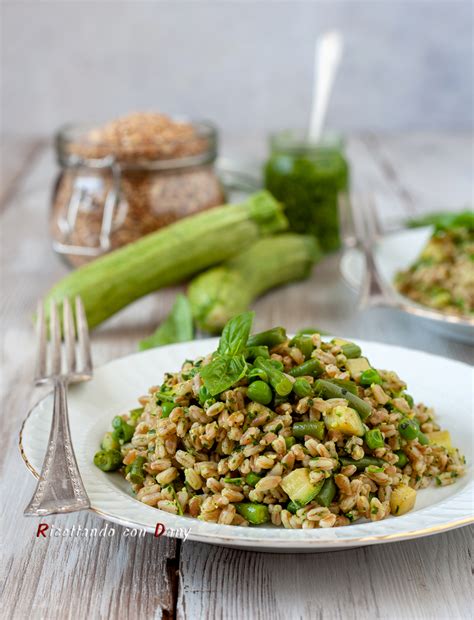 Farro Al Verde Con Pesto Zucchine Fagiolini E Piselli Ricetta Vegetariana